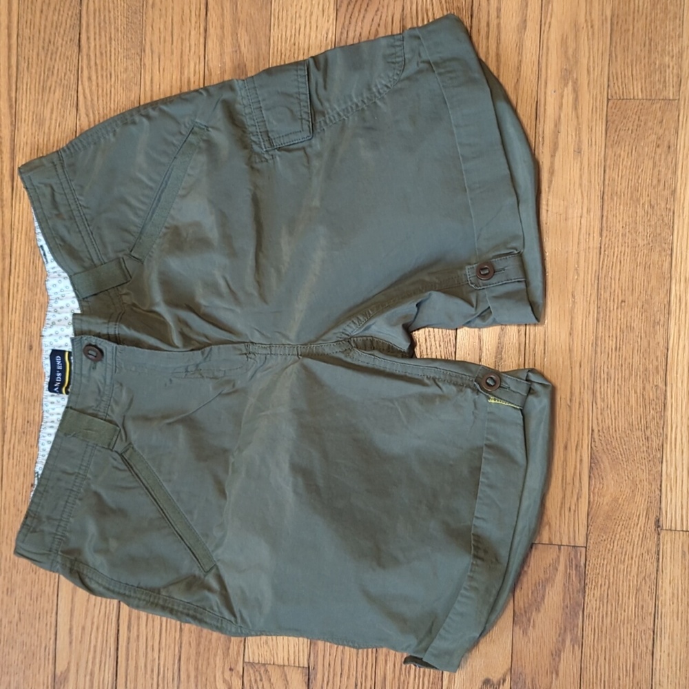 Lands end women’s hiking shorts army green size 8